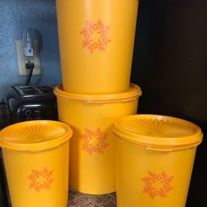 Vintage canister set of 4